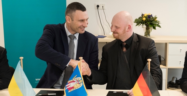 Віталій Кличко в Берліні підписав Меморандум про співробітництво в реалізації міських проектів у сфері стратегії розвитку Kyiv Smart City