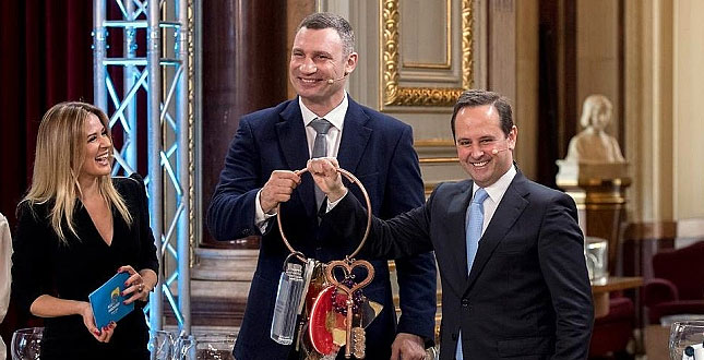 Віталій Кличко передав меру Лісабона символічні ключі від «Євробачення»